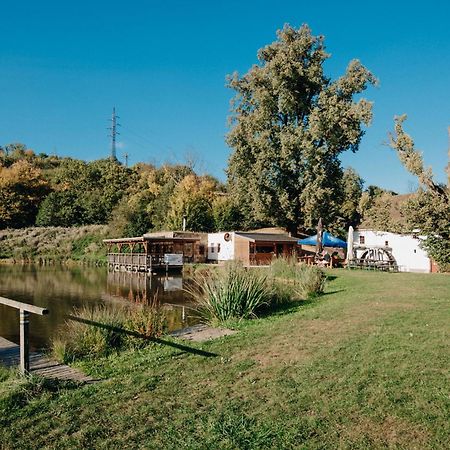 Hotel U Tri Volu Lysice Zewnętrze zdjęcie