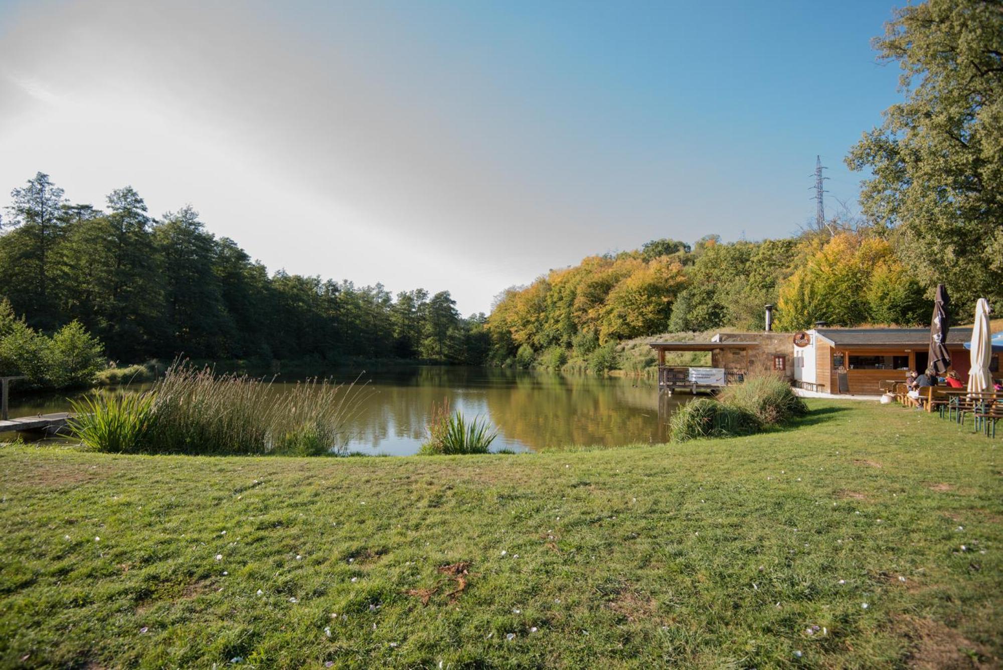 Hotel U Tri Volu Lysice Zewnętrze zdjęcie