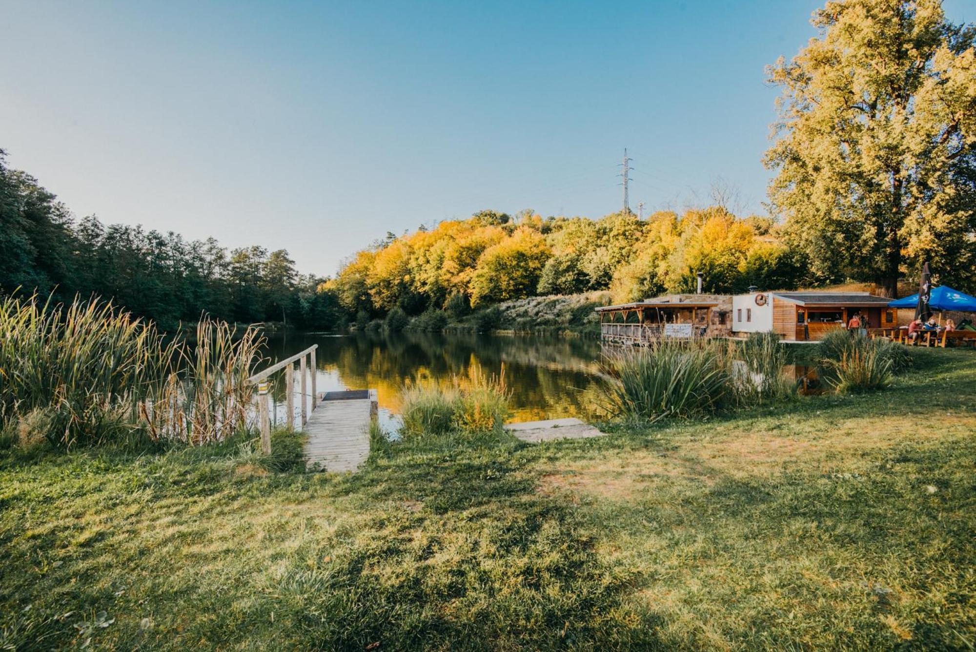 Hotel U Tri Volu Lysice Zewnętrze zdjęcie