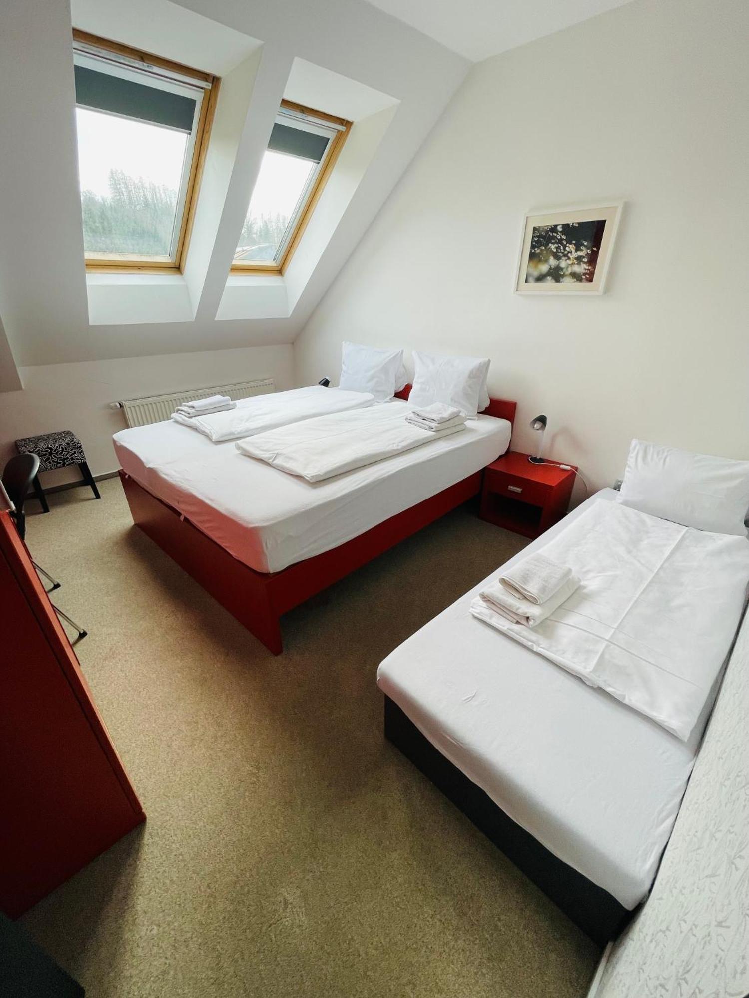 Hotel U Tri Volu Lysice Zewnętrze zdjęcie